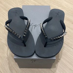 Giuseppe Zanotti Flip flops